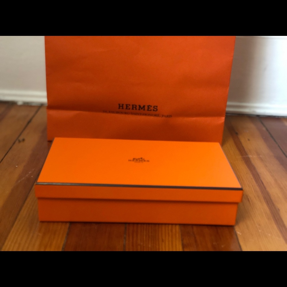 Authentic Hermès Gift Box w/ Shopping Bag